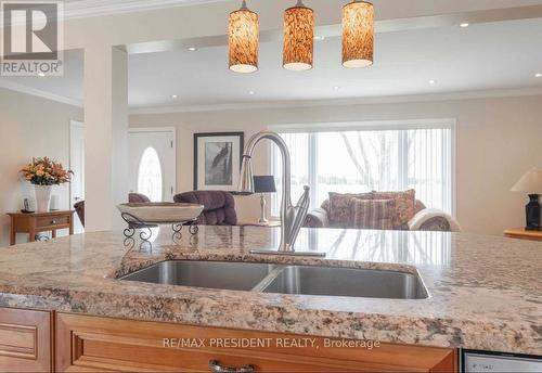 15057 Highway 50 Road, Caledon, ON - Indoor Photo Showing Kitchen With Double Sink
