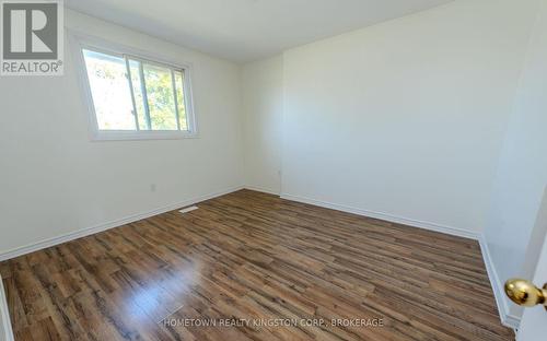 983 Oakview Avenue, Kingston (South Of Taylor-Kidd Blvd), ON - Indoor Photo Showing Other Room
