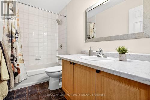 143 Borealis Crescent, Ottawa, ON - Indoor Photo Showing Bathroom