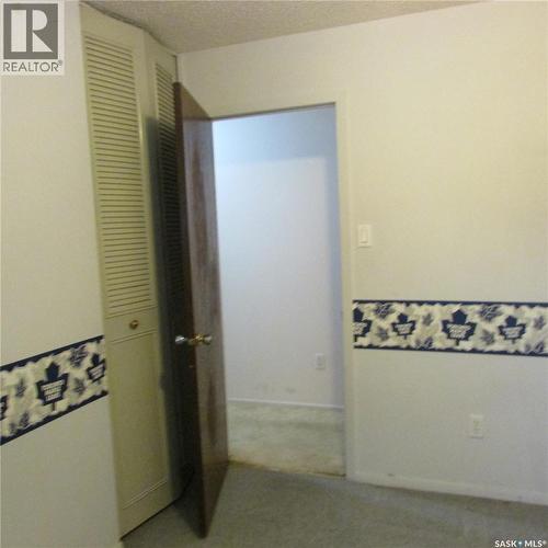 11 Watts Bay, Regina, SK - Indoor