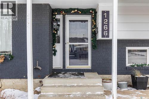 1266 Maybery Crescent, Moose Jaw, SK - Outdoor