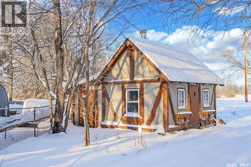 327 1St Avenue E, Blaine Lake, SK - Outdoor With Facade
