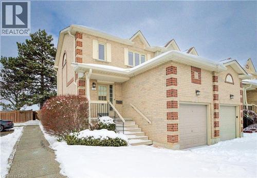 302 College Avenue W Unit# 112, Guelph, ON - Outdoor With Facade