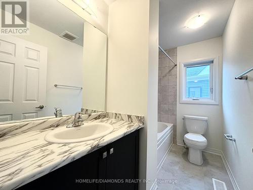 132 Port Crescent, Welland, ON - Indoor Photo Showing Bathroom