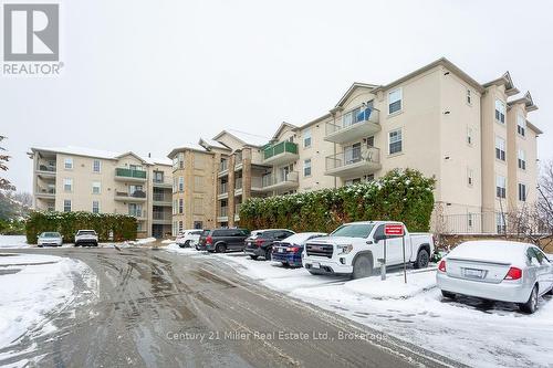 111 - 1450 BISHOPS GATE  Oakville (Ga Glen Abbey), ON L6M 4N1