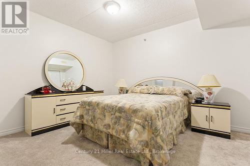 111 - 1450 Bishops Gate, Oakville (Ga Glen Abbey), ON - Indoor Photo Showing Bedroom