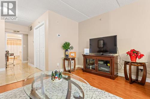 111 - 1450 Bishops Gate, Oakville (Ga Glen Abbey), ON - Indoor