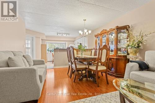 111 - 1450 Bishops Gate, Oakville (Ga Glen Abbey), ON - Indoor