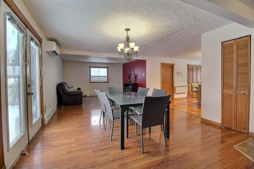 Salle à manger - 5285 Rue Mills, Sherbrooke (Brompton/Rock Forest/Saint-Élie/Deauville), QC - Indoor Photo Showing Dining Room