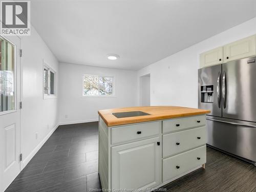 2432 Front Road, Lasalle, ON - Indoor Photo Showing Kitchen