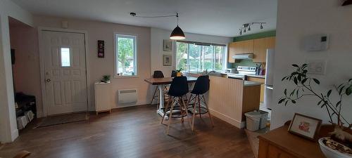 Cuisine - 49 Av. Brien, Laval (Laval-Des-Rapides), QC - Indoor