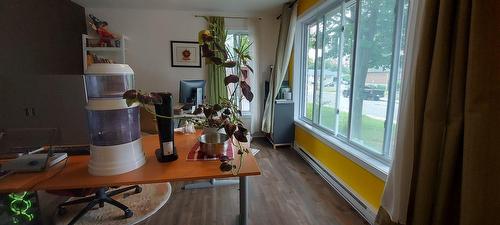 Bureau - 49 Av. Brien, Laval (Laval-Des-Rapides), QC - Indoor Photo Showing Other Room