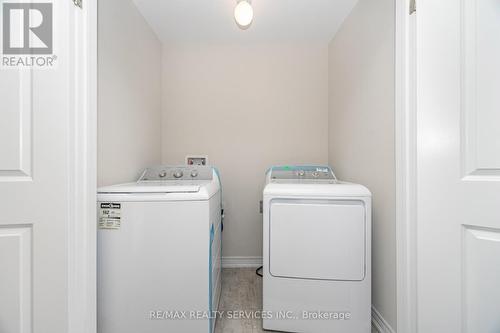 113 - 10 Birmingham Drive, Cambridge, ON - Indoor Photo Showing Laundry Room