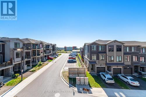 113 - 10 Birmingham Drive, Cambridge, ON - Outdoor With Facade