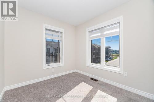 113 - 10 Birmingham Drive, Cambridge, ON - Indoor Photo Showing Other Room