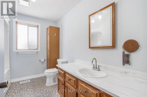 2811-2815 Rolland Massie Road, North Glengarry, ON - Indoor Photo Showing Bathroom