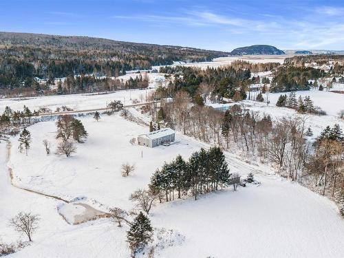 1197 Highway 2, Five Islands, NS 