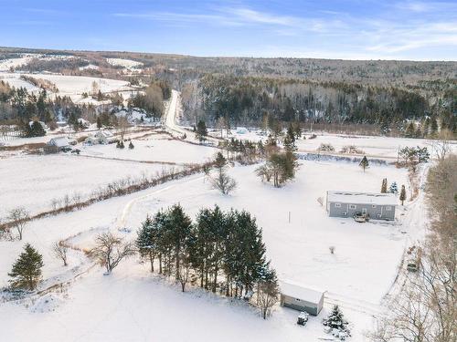 1197 Highway 2, Five Islands, NS 