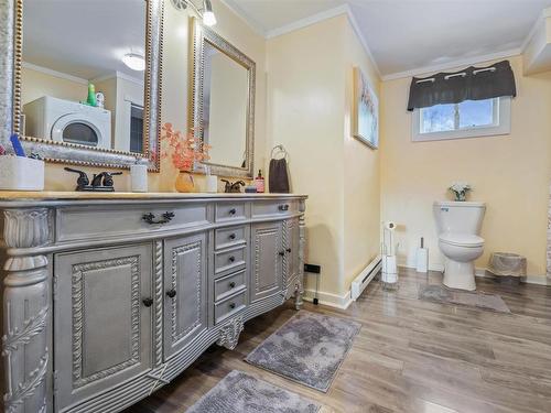 1197 Highway 2, Five Islands, NS 