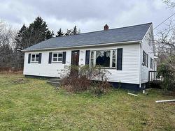 20 Chemin De Laboiteau  Wedgeport, NS B0W 3P0