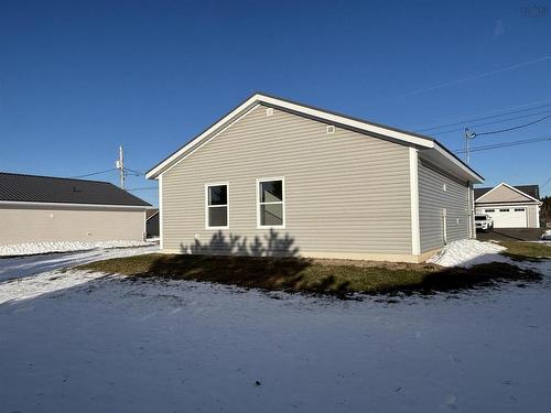 7 Fleming Street, Amherst, NS 