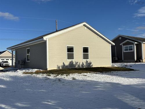 7 Fleming Street, Amherst, NS 