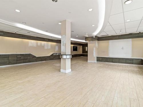 5690 Spring Garden Road, Halifax, NS 