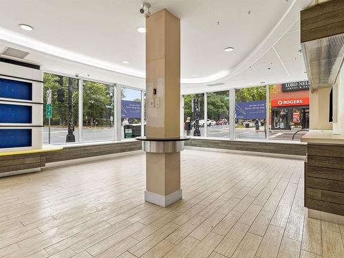 5690 Spring Garden Road, Halifax, NS 