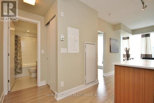 618 - 360 Patricia Avenue, Ottawa, ON - Indoor