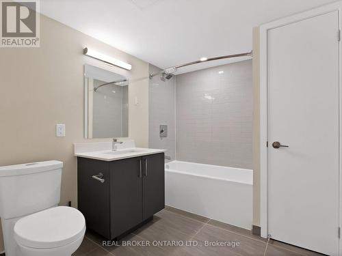405 - 38 Monte Kwinter Court, Toronto, ON - Indoor Photo Showing Bathroom