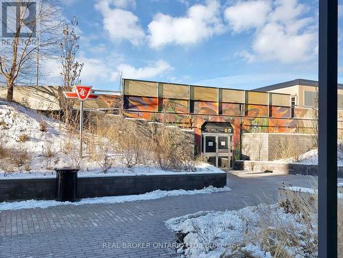 405 - 38 Monte Kwinter Court, Toronto, ON - Outdoor