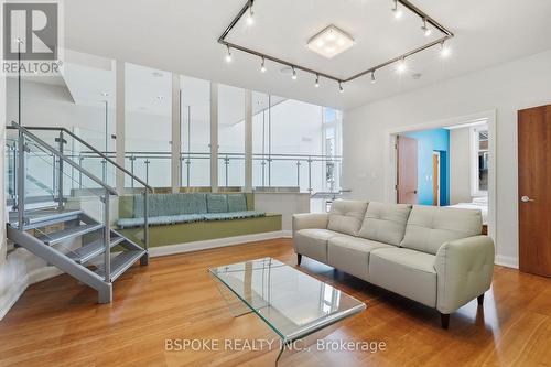 Main - 90 Madison Avenue, Toronto, ON - Indoor