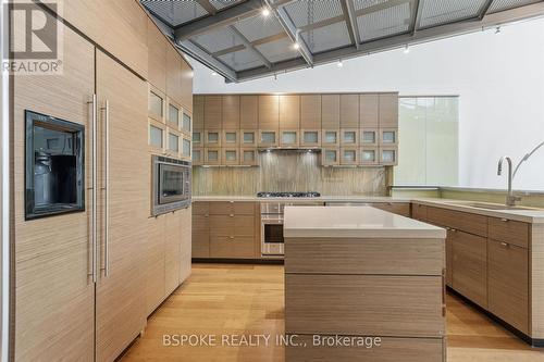 Main - 90 Madison Avenue, Toronto, ON - Indoor Photo Showing Kitchen