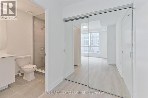 723 - 15 Richardson Street, Toronto, ON - Indoor Photo Showing Bathroom