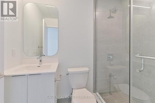 723 - 15 Richardson Street, Toronto, ON - Indoor Photo Showing Bathroom
