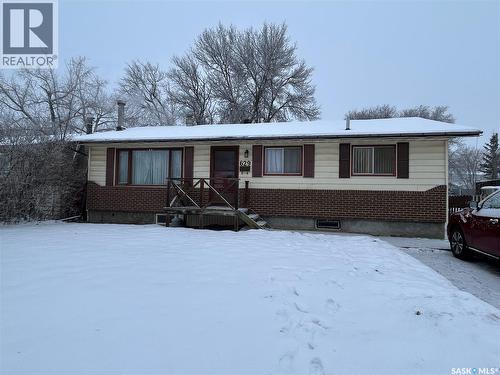 629 George Street, Estevan, SK - Outdoor