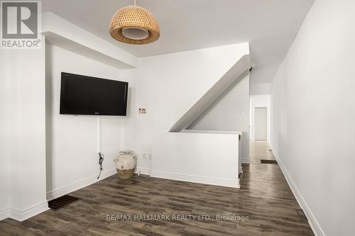 801 Sammon Avenue, Toronto, ON - Indoor Photo Showing Other Room