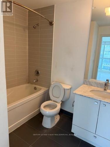 809 - 51 East Liberty Street, Toronto, ON - Indoor Photo Showing Bathroom