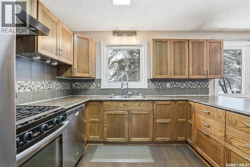 5 Heritage Place, Hepburn, SK - Indoor Photo Showing Kitchen With Double Sink