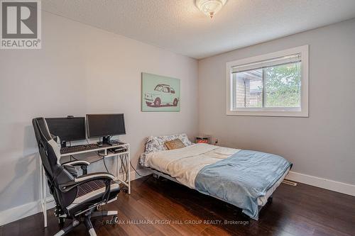 63 Mapleton Avenue, Barrie, ON - Indoor Photo Showing Bedroom