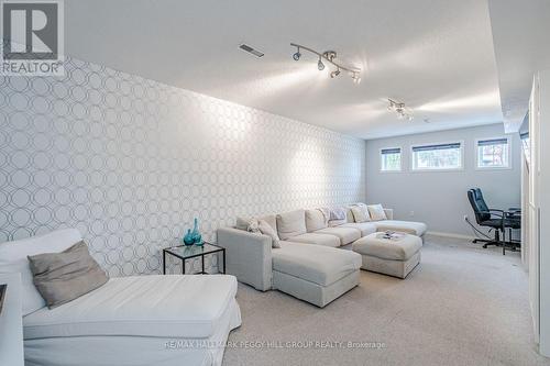 63 Mapleton Avenue, Barrie, ON - Indoor