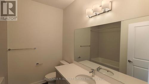 30 Freeman Williams Street, Markham, ON - Indoor Photo Showing Bathroom