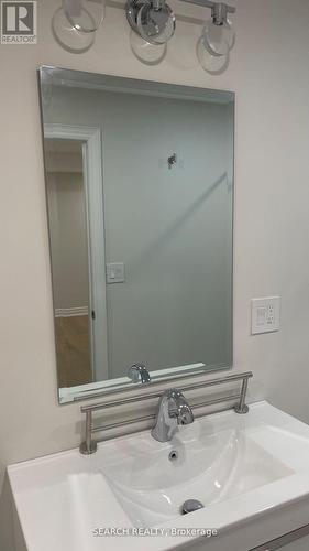 5560 Ethan Drive, Mississauga, ON - Indoor Photo Showing Bathroom