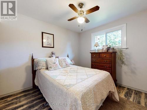 12151 Tenth Line, Whitchurch-Stouffville, ON - Indoor Photo Showing Bedroom