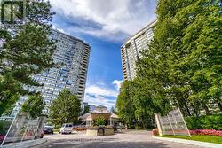 2301 - 1300 ISLINGTON AVENUE  Toronto, ON M9A 5C4