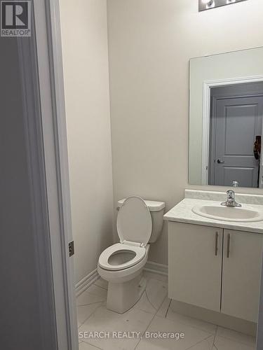 293 Lindsay Street N, Kawartha Lakes, ON - Indoor Photo Showing Bathroom