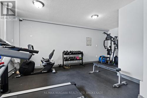 205 - 6390 Huggins Street, Niagara Falls (Stamford), ON - Indoor Photo Showing Gym Room