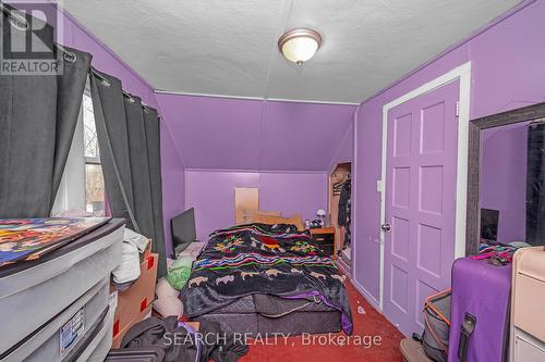 222 Walter Avenue N, Hamilton, ON - Indoor Photo Showing Bedroom