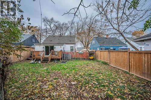 222 Walter Avenue N, Hamilton, ON - Outdoor