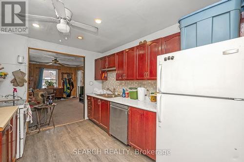 222 Walter Avenue N, Hamilton, ON - Indoor Photo Showing Kitchen With Double Sink